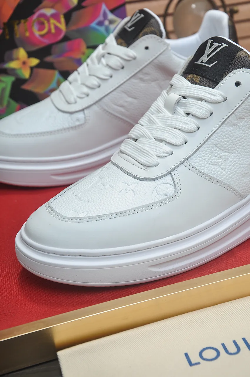 Men's shoes 💰540💶[LOUIS VUITTON] Original order price (water-dyed cowhide lining) new model 🍀LV Louis Vuitton * - top version of LV classic trendy shoes! Made of imported original cowhide, water-dyed cowhide lining, and original wear-resistant rubber outsole! High quality products! Code number 38-45 (45 is custom-made and cannot be returned or exchanged)